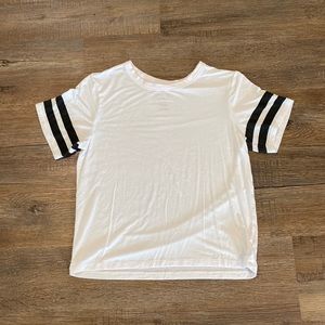 American Eagle white tshirt with black stripes on sleeves